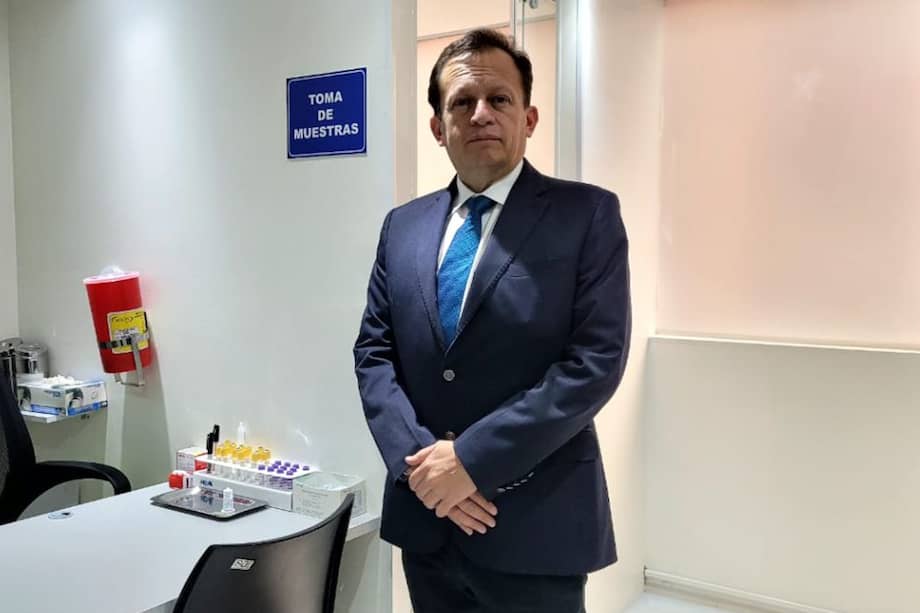 Carlos Eduardo Pérez, médico infectólogo.
