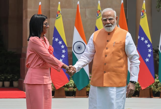 India ve el petróleo de Venezuela como "una oportunidad": la reunión entre Rodríguez y Modi
