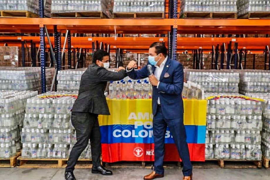 Las botellas llevarán impresos mensajes de apoyos para damnificados.