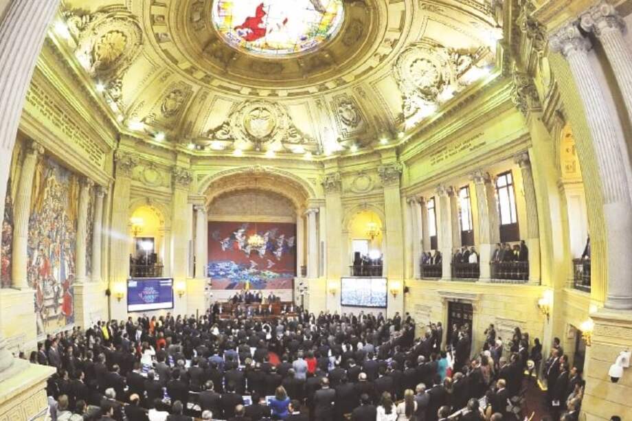 El Congreso tiene hasta el 7 de mayo para aprobar el Plan Nacional de Desarrollo./ Cristian Garavito