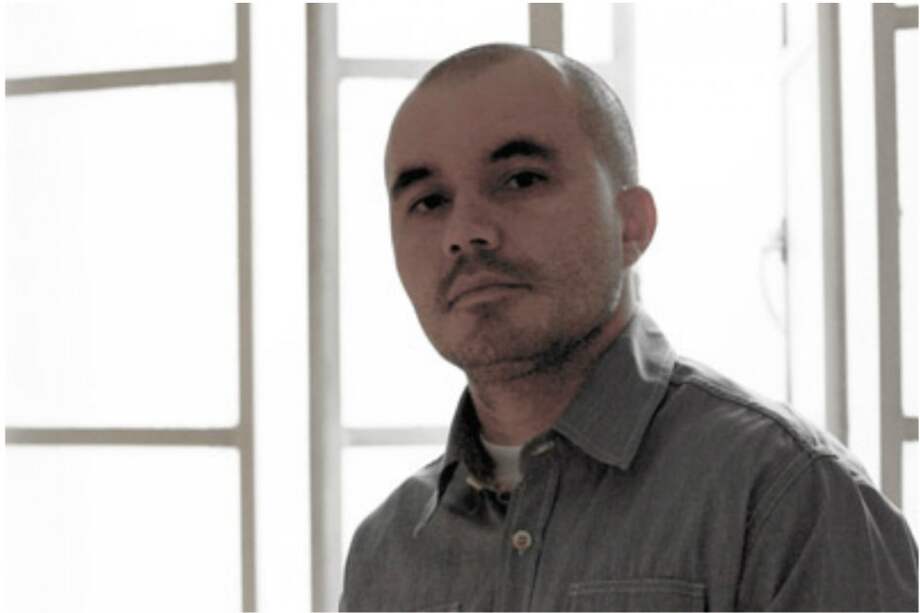 Efrén Giraldo vive y trabaja en Medellín. Es ensayista, crítico, investigador, editor y profesor universitario. /Cortesía