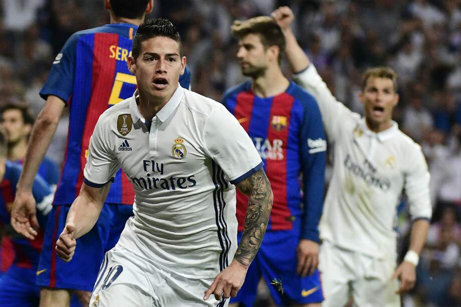 James Rodríguez celebra el gol que marcó en el clásico frente al Barcelona. / AFP