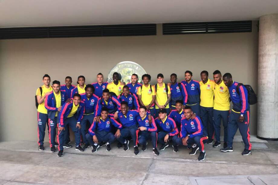 Un grupo de 24 jugadores viajaron este sábado rumbo a la ciudad de Milan, Italia. / @MiSeleccion_