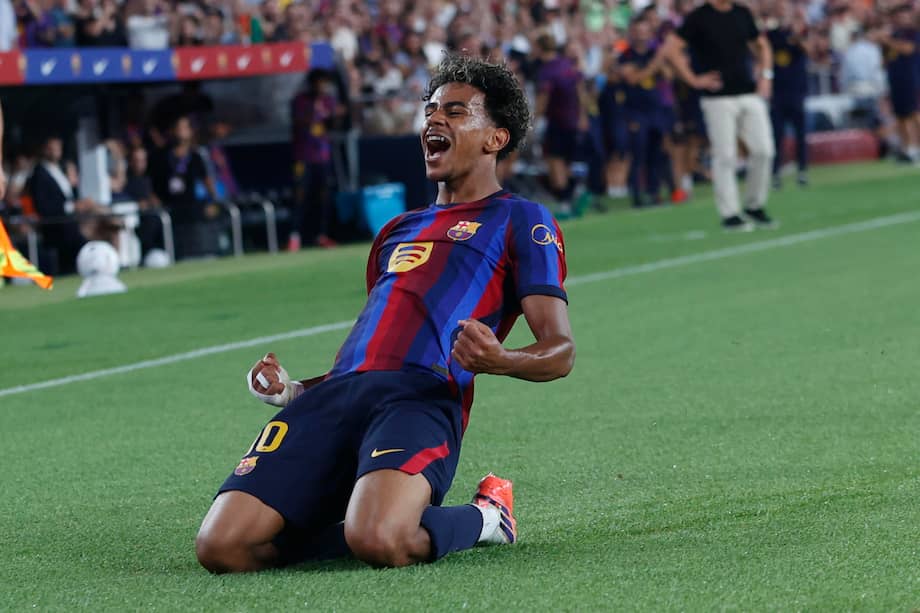 El joven español marcó un doblete, incluido un espectacular remate a la escuadra, en la victoria 5-2 del conjunto azulgrana sobre Rayo Vallecano.