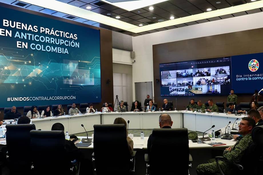 Colombia puede servirse de instituciones y estrategias anticorrupción para continuar la lucha contra los desfalcos y las malversaciones del erario público.