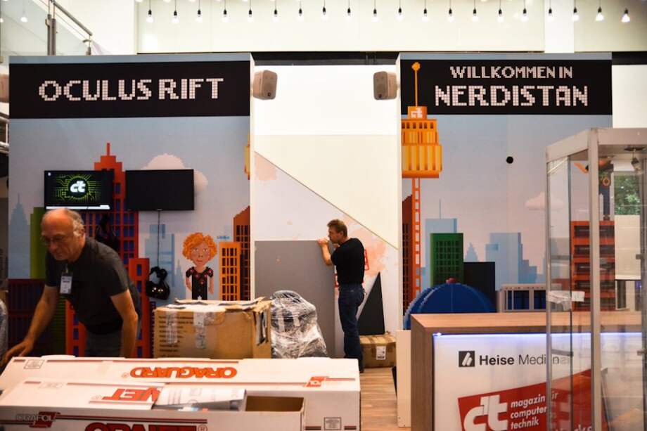 Preparaciones en IFA antes de la apertura de la feria. / Santiago La Rotta