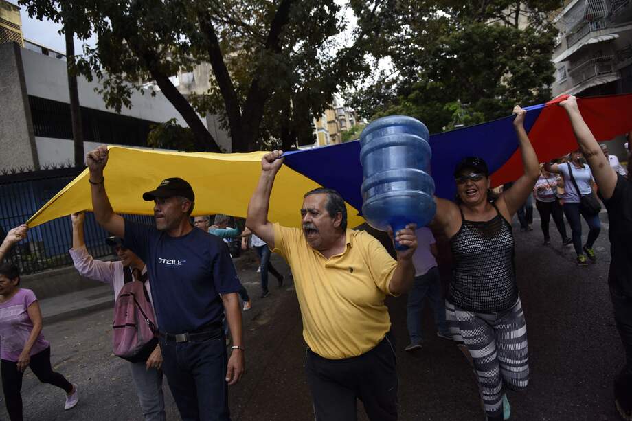 El 92% de la población venezolana está en situación de pobreza, dicen organizaciones internacionales. / Bloomberg News