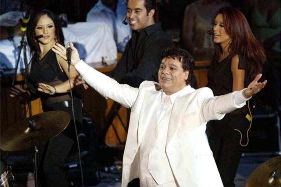 Juan Gabriel.