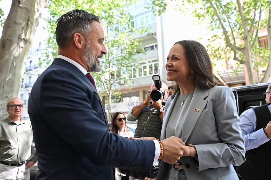 En Madrid, España, María Corina Machado se reunió con el líder de Vox, Santiago Abascal.