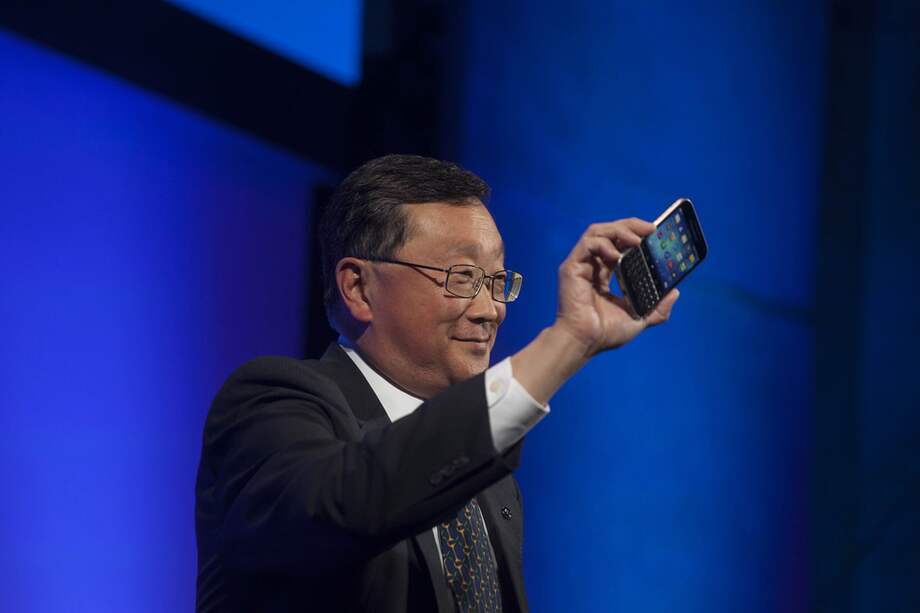 John Chen, CEO de Blackberry, dejó claro que no han salido del negocio de la fabricación de equipos, pero sí que el enfoque, al final, es el software. / ‘Bloomberg’