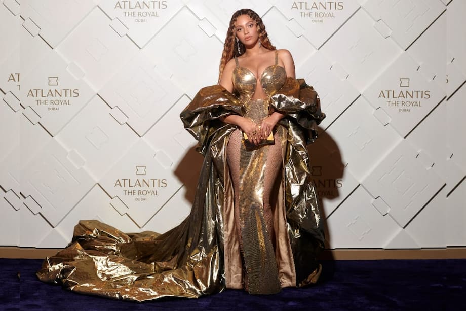 Para muchos fue extraño no verla pasar por la alfombra roja ni recibir el primer Grammy de la noche que se llevó. ¿Qué pasó?