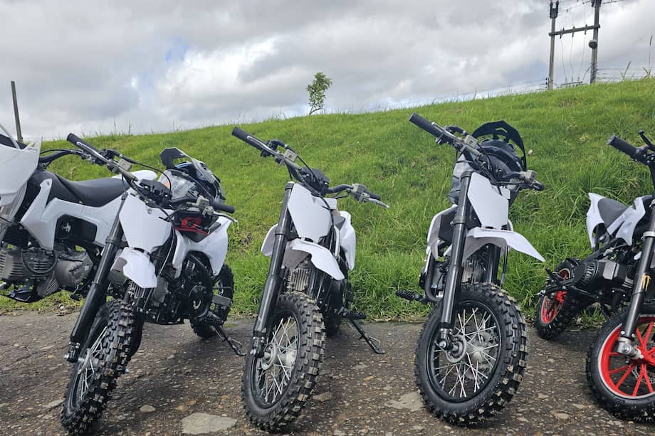 Gracias a información aportada por la ciudadanía, la Policía registró un inmueble ubicado en la localidad de Santa Fe, que permitió la recuperación de estos elementos hurtados, avaluados en más de 70 millones de pesos.