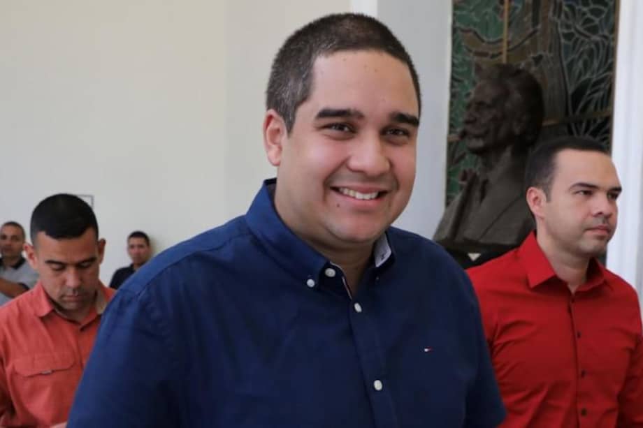 “Nicolás Ernesto forma parte de la comisión de diálogo que va para México, encabezada por el doctor Jorge Rodríguez", dijo el presidente.