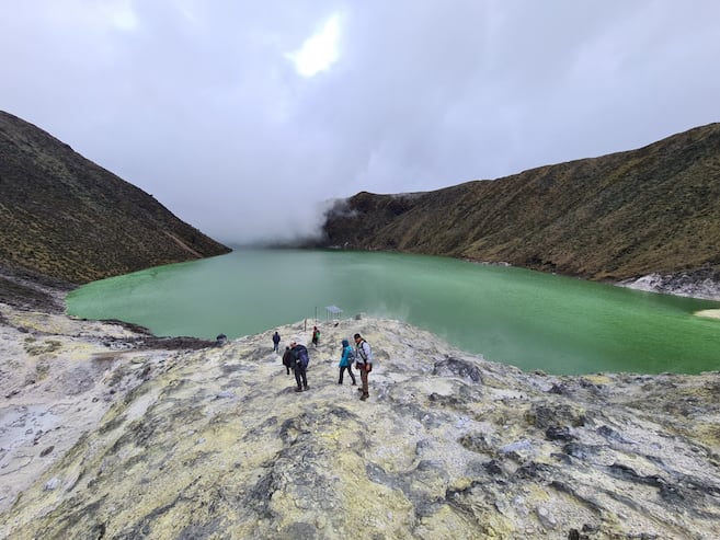 Colombia firma un acuerdo con Islandia para aprovechar la energía geotérmica