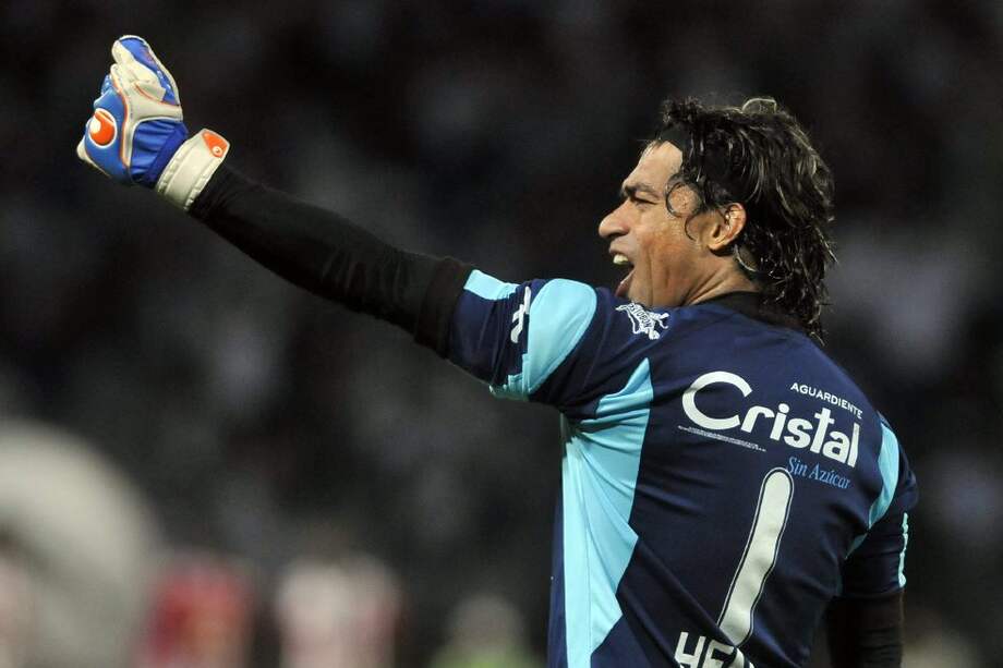 Juan Carlos Henao se retira hoy del fútbol profesional, después de disputar 775 partidos. / AFP