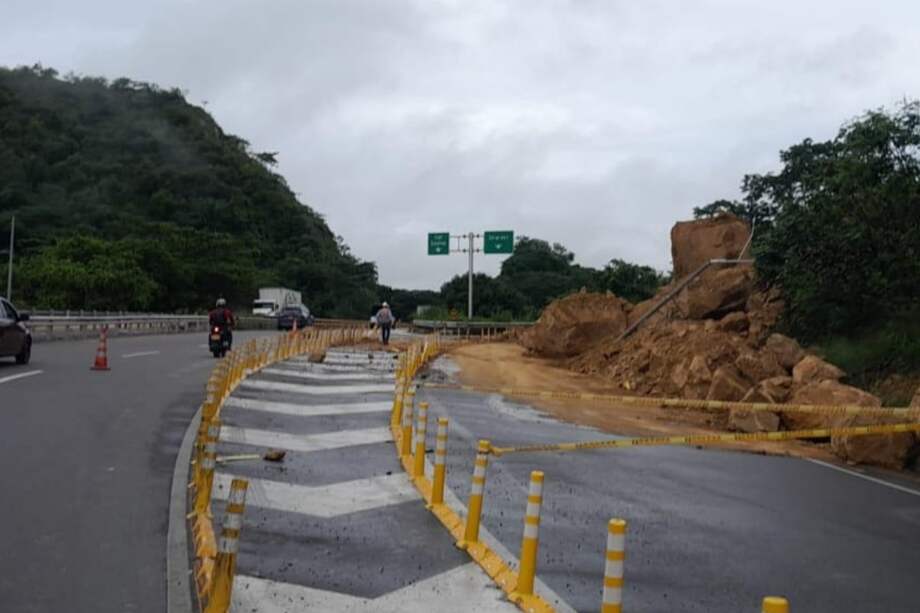 La Concesión activó el plan de contingencia con el desplazamiento de maquinaria y personal para atender la novedad