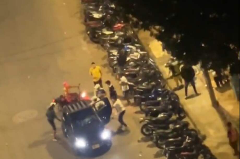 Los hinchas habrían sido atacados por personas armadas que se movilizaban en motocicleta.
