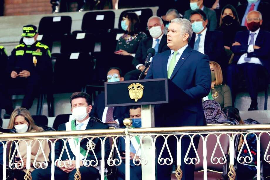 Según Duque, la paz solo se consigue “cuando está la legalidad de por medio, cuando el que la hace la paga, cuando se crea un sentido de convivencia, cuando nadie está por encima de la Constitución".