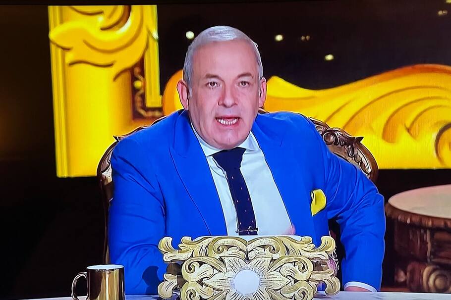 Tras haber tenido una gran discusión, César Escola decidió retirarse de la mesa de jurados en ‘Yo me llamo’. ¿Qué fue lo que pasó?