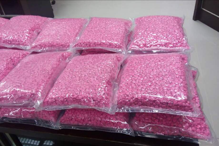 El uso de productos farmacéuticos sin receta médica, incluidos los opioides, los benzodiacepinas y otras drogas sintéticas, ha creado graves consecuencias problemas para Estados Unidos. / Agencia Anadolu