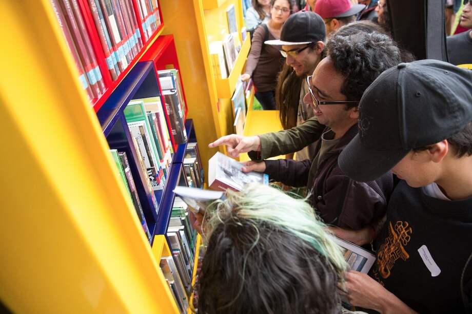 Paraderos Paralibros Paraparques / Cortesía Alcaldía de Bogotá