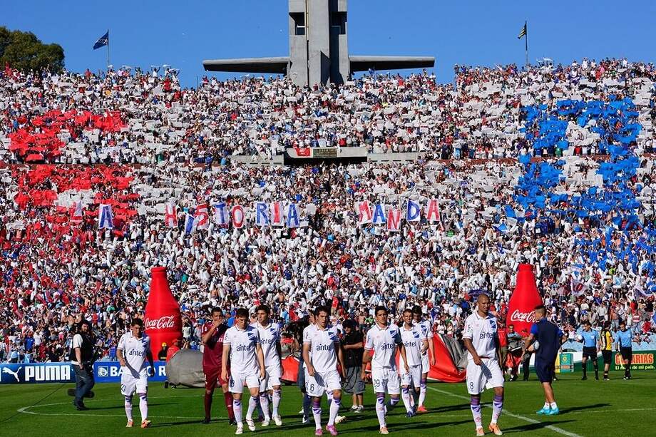 La Banda del Parque, hinchada de Nacional de Uruguay, es una de las barras más grandes de Sudamérica. / @Nacional