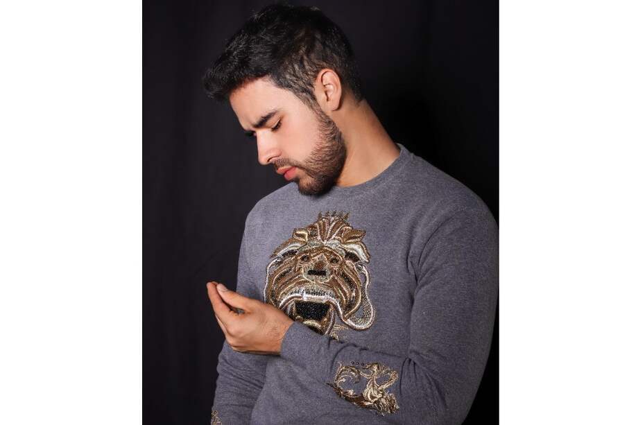 Joan Tanok incursionó en la música a los 9 años.