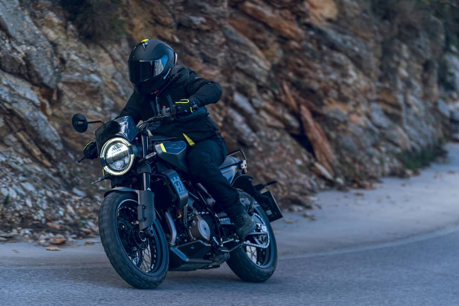 Husqvarna Svartpilen 401.