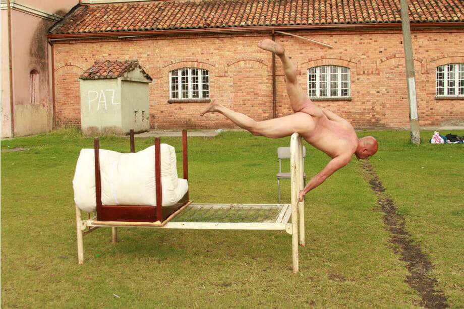 El estado en el que se encuentra el Hospital San Juan de Dios ha inspirado las obras de varios artistas bogotanos como David Lozano. / Cortesía David Lozano