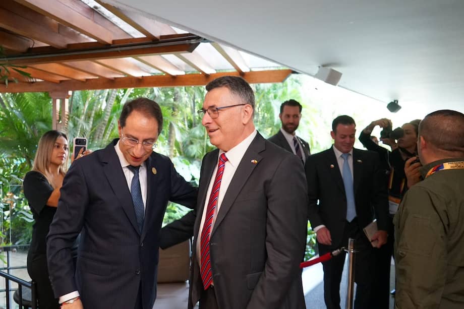 “En apenas tres semanas, Israel pasó a ocupar un lugar excepcional en la agenda de la Patria Milagro”: Cristina Carrizosa Calle.