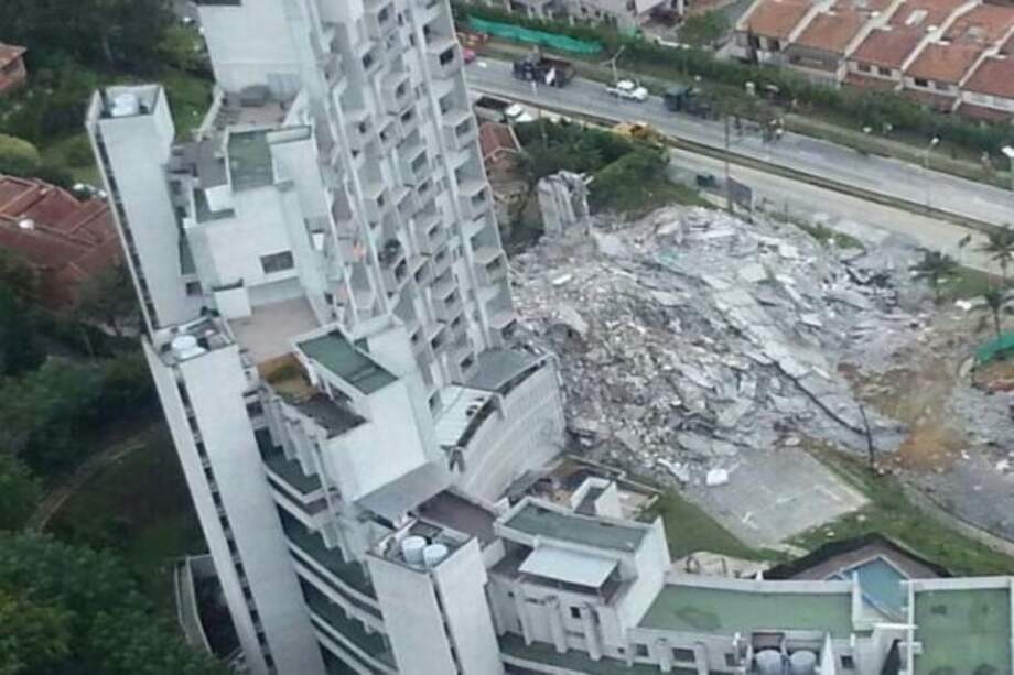Ordenan demoler todas las torres del edificio Space