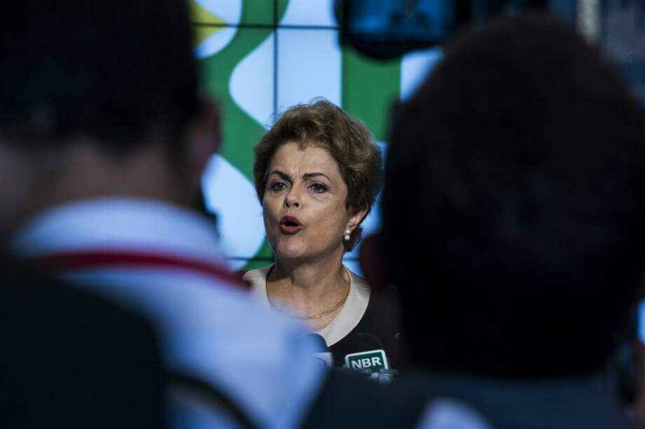 La presidenta de izquierda Dilma Rousseff, presidenta de Brasil. / Bloomberg News