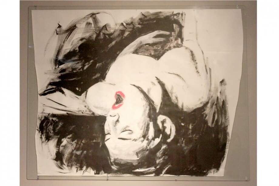 “Íntimo es el Terror”. Acrílico y carboncillo sobre papel. Dimensiones: 159 x 212 cm (2015). / Foto: Archivo privado Adriana Cuéllar.