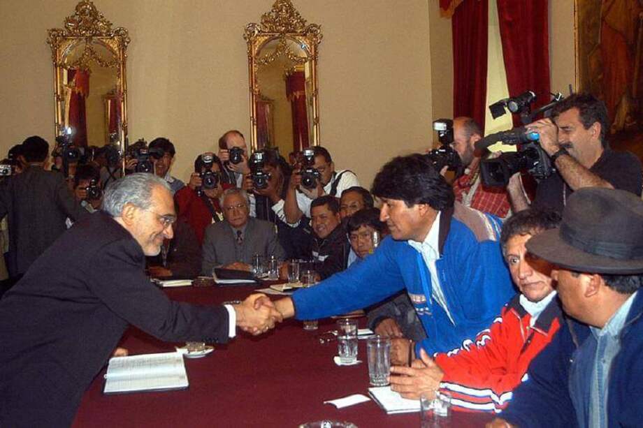 Los destinos cruzados de Evo Morales y Carlos Mesa