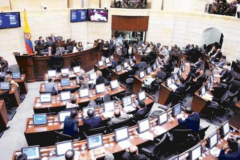 Gobierno, listo para revolcón al régimen electoral colombiano