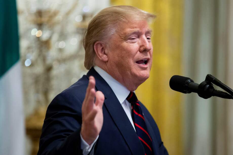 El presidente estadounidense, Donald Trump, se desmarcó este miércoles de la ofensiva del Ejército turco contra las milicias kurdas en el noreste de Siria, al afirmar que no es su problema que Turquía haya entrado en ese país. / EFE