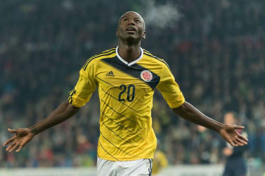 Adrián Ramos actualmente milita en el Granada de España. / AFP