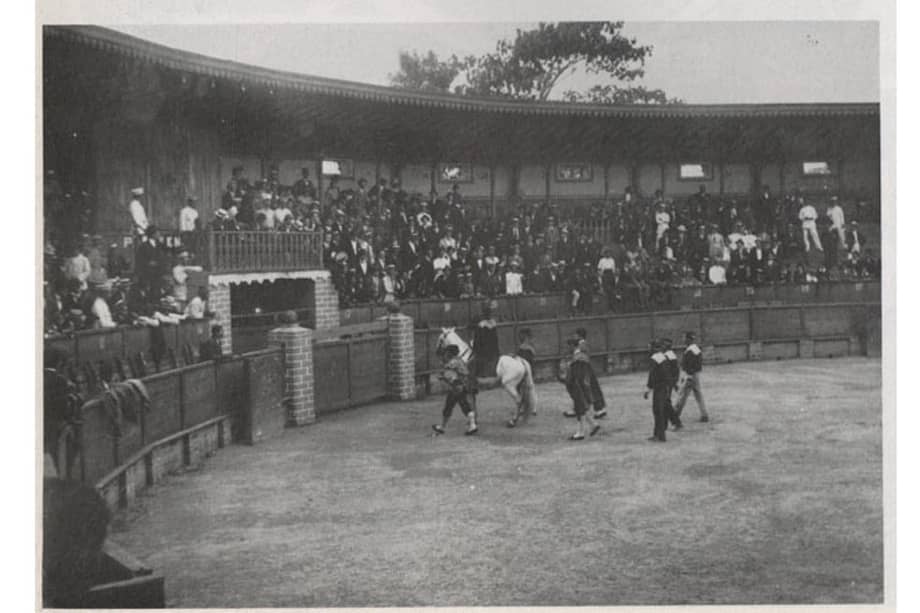 El circo España, en Medellín, donde se proyectaron los primeros filmes en la ciudad a manera de final de eventos como las corridas de toros. / Cortesía - Biblioteca Pública Piloto