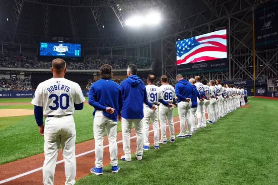Imágenes previas del juego entre los Dodgers de Los Ángeles y los Padres de San Diego en Seúl.