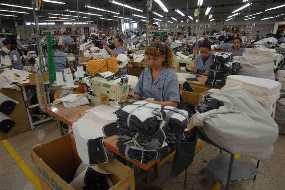 "Han sido comunes en el país las denuncias contra empleadores que obligan a las licencias no remuneradas para enfrentar la crisis”. / Foto: Archivo El Espectador