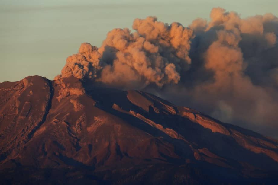 El gobierno anunció que estudia entregar un bono de emergencia para los agricultores más perjudicados. / EFE