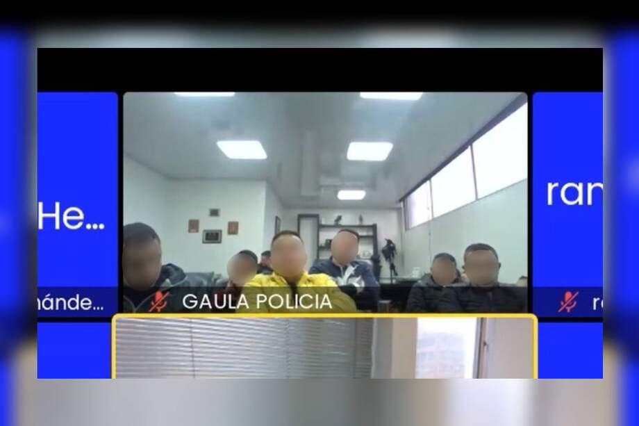 Varias de las órdenes de captura se materializaron en la estación de Policía de la localidad de Engativá.