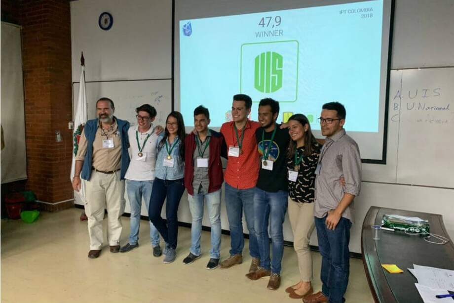 Jóvenes que representarán a Colombia en mundial de física en Suiza no tienen recursos para su viaje