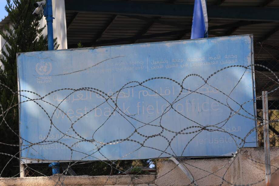 Demolición de la sede principal de UNRWA en Jerusalén.