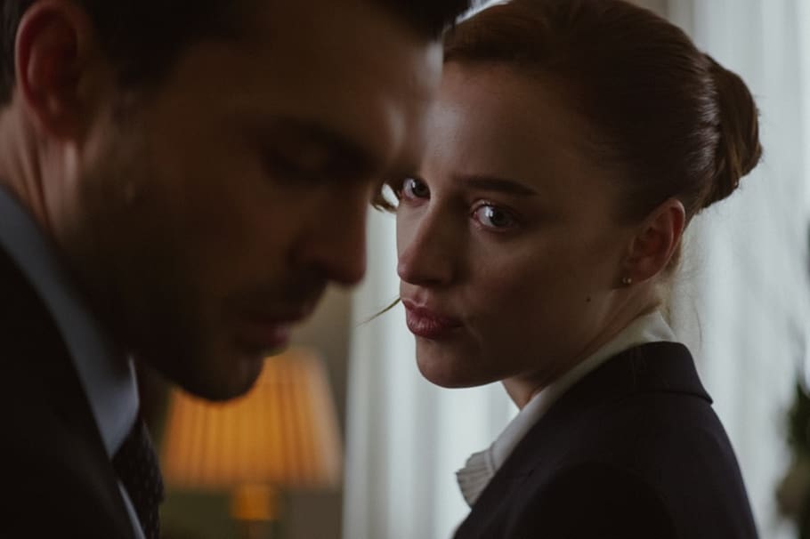 'Fair Play' es protagonizada por Phoebe Dynevor y Alden Ehrenreich.