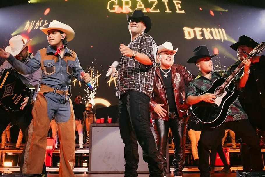 Grupo Firme