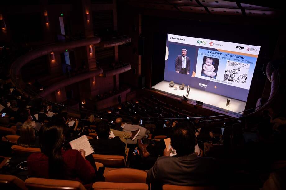 Wobi Bogotá 2021 se lleva a cabo de forma híbrida: virtual y presencial, desde el Teatro Mayor Julio Mario Santo Domingo.