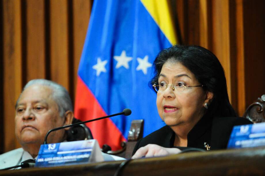 La presidenta del Tribunal Supremo de Justicia de Venezuela (TSJ), Luisa Estella Morales, autorizó postergar la cuarta posesión de Hugo Chávez. / EFE