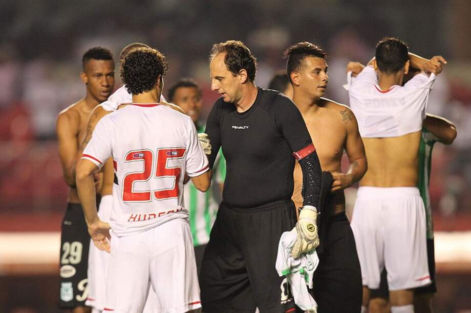Rogerio Ceni fue titular en la derrota de Sao Paulo ante Atlético Nacional. Foto: AFP