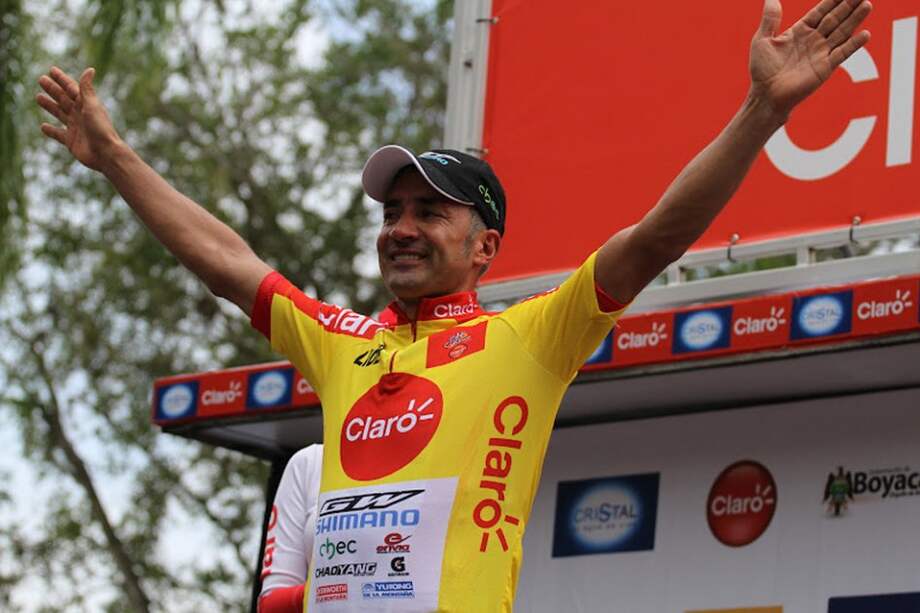 El veterano 'Gato' no se dejó arrebatar el liderato / Tomada de Ciclismodecolombia.com